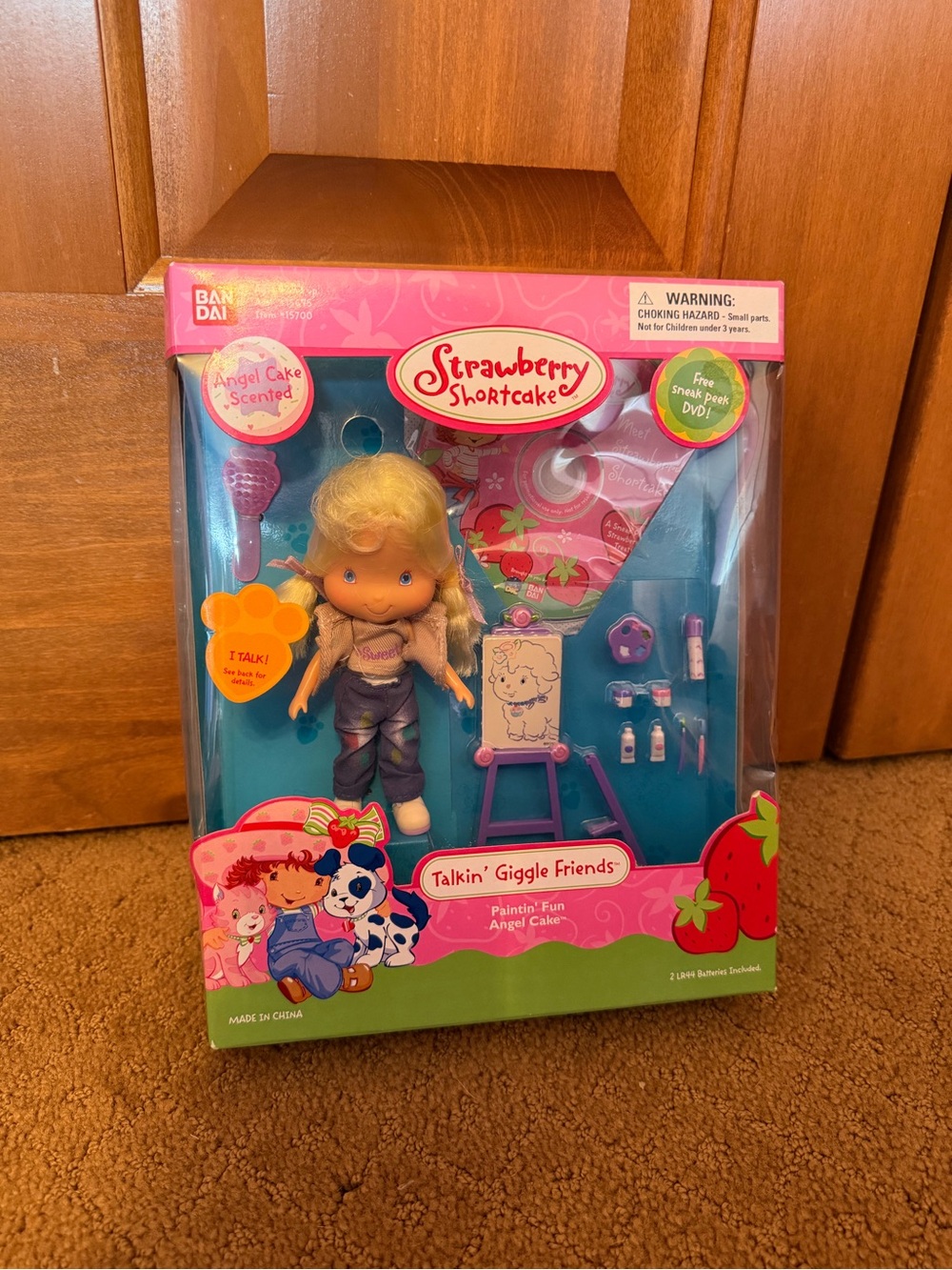 Bandai Strawberry Shortcake Talkin’ Giggle Friends Angel Cake Paintin’ Fun NIB